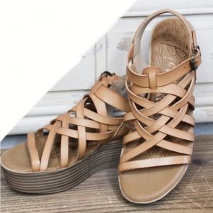 Blowfish Luva Sandals size 11